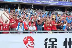 杜兰特在阿森纳比赛中出色防守，回归赛场引发热议！